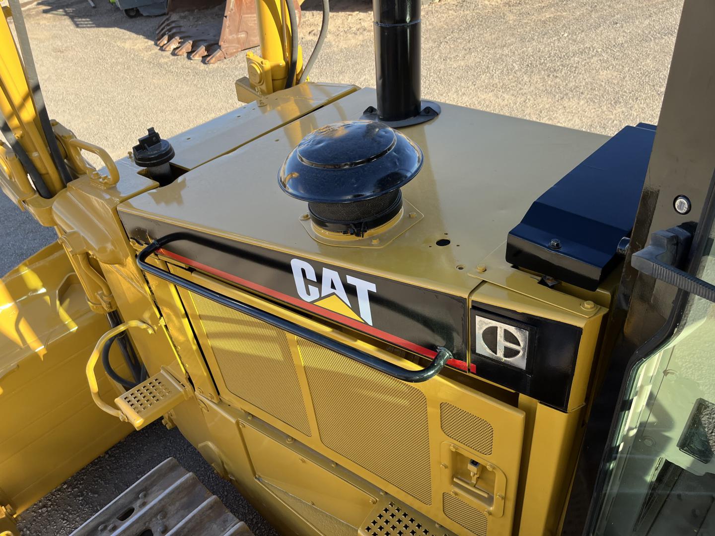 ./imagenes/INVOICE/2019/15809/TAPADOR FRONTAL CATERPILLAR D8N (38).JPG